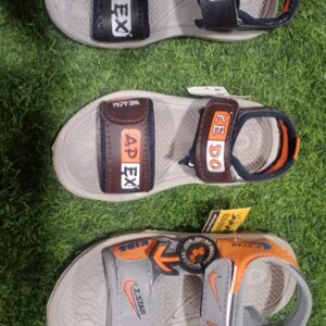 Sandal 3/10